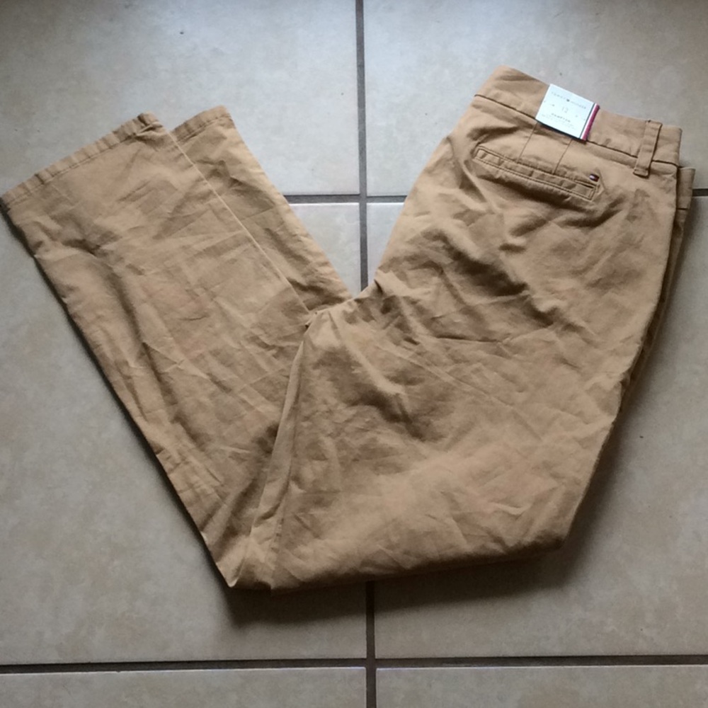 Tommy Hilfiger khakis NWT